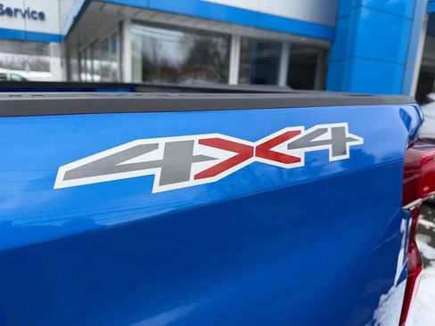 Used 2025 Chevrolet Silverado 1500 LT image 25