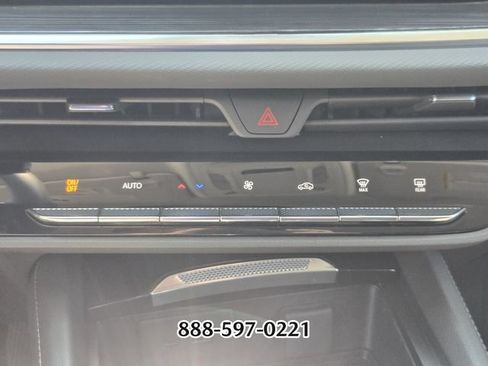 Used 2024 Buick Envision Preferred AWD/4WD image 23