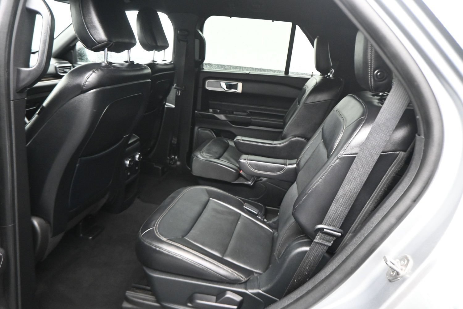 Certified 2020 Ford Explorer Limited AWD/4WD image 10