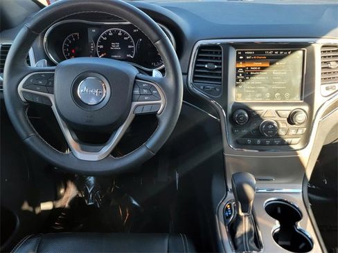Used 2017 Jeep Grand Cherokee Limited w/ Luxury Group II image 15