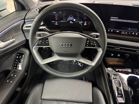 Used 2025 Audi A5 2.0T Premium Plus w/ Premium Plus AWD/4WD image 14