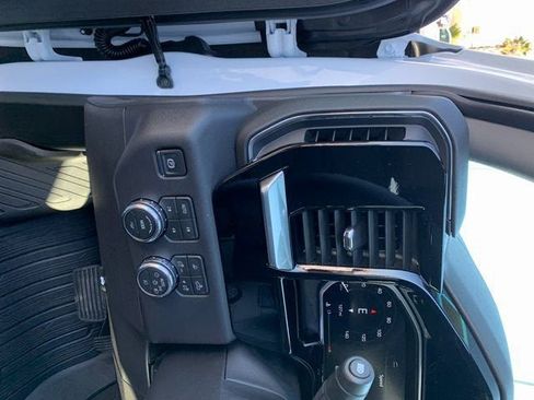 New 2026 GMC Sierra 1500 SLT w/ SLT Premium Plus Package image 19