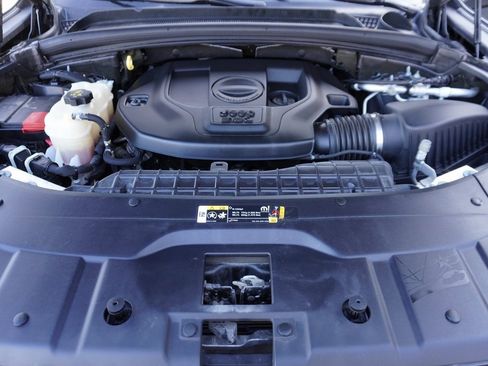 Used 2022 Jeep Grand Cherokee Overland image 28