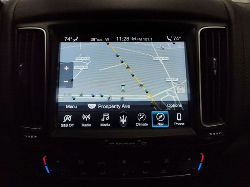 Used 2020 Maserati Levante GranSport image 22