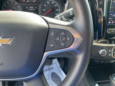 Used 2020 Chevrolet Traverse LS FWD image 15