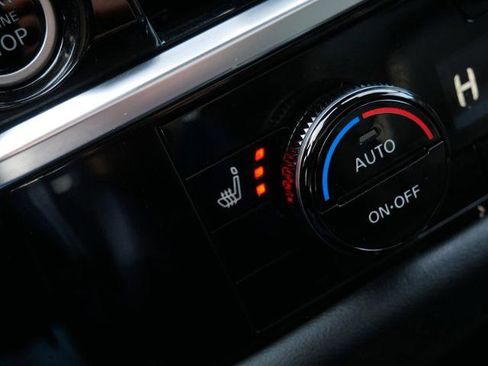 Certified 2023 Nissan Pathfinder SL w/ SL Premium Package image 21