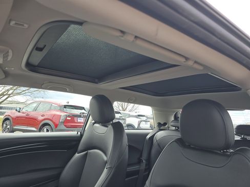 Used 2023 MINI Cooper S image 5