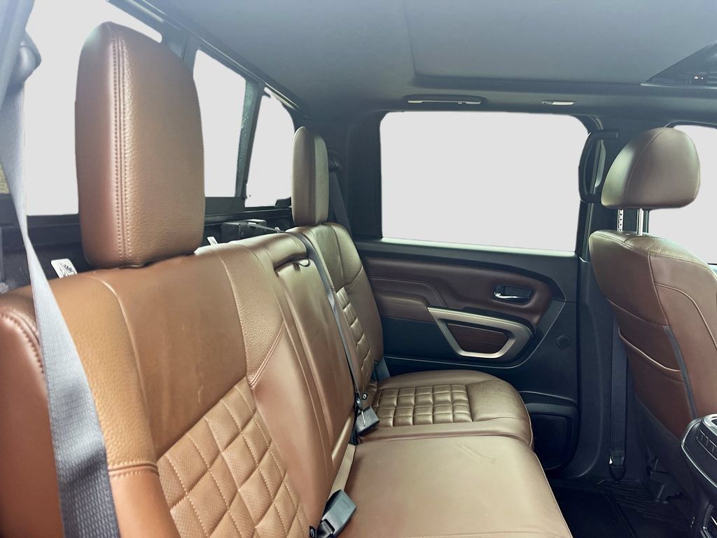 Used 2024 Nissan Titan Platinum Reserve w/ Moonroof Package AWD/4WD image 29