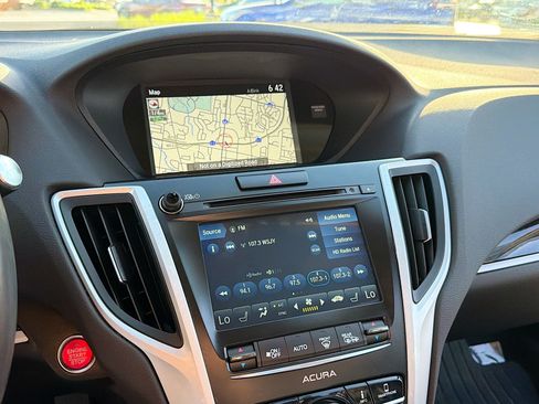 Used 2019 Acura TLX V6 SH-AWD w/ Technology Pkg image 10