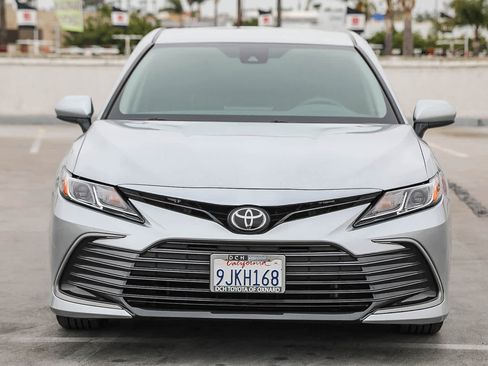 Certified 2024 Toyota Camry LE FWD image 4