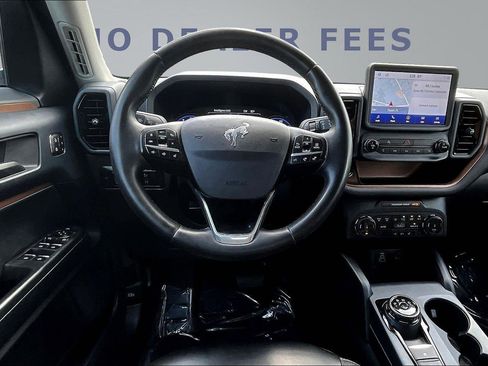 Used 2024 Ford Bronco Sport Outer Banks image 8