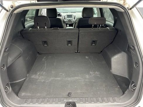 Used 2020 Chevrolet Equinox LT image 17