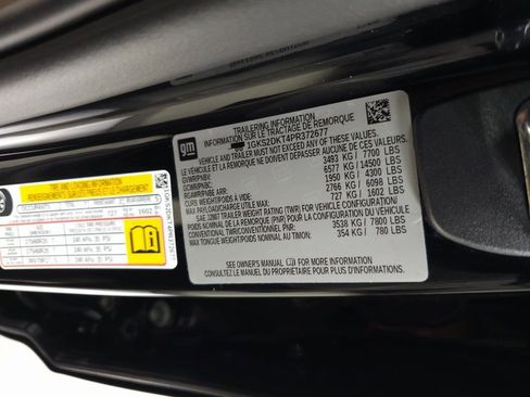 Used 2023 GMC Yukon Denali w/ Advanced Technology Package image 43