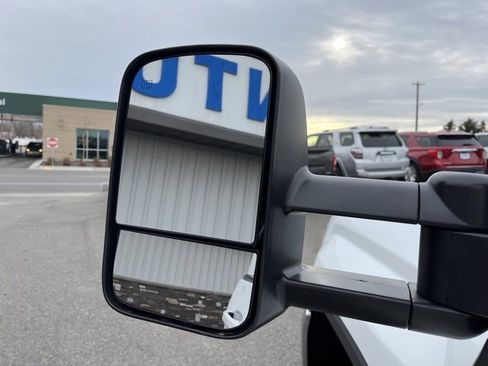 Used 2015 GMC Sierra 2500 SLE image 26