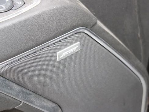 Used 2025 GMC Sierra 1500 SLT image 22