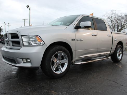 Used 2010 Dodge Ram 1500 Truck Sport image 12
