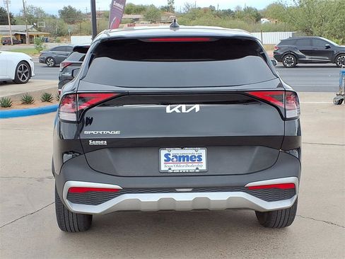 Certified 2023 Kia Sportage EX image 6