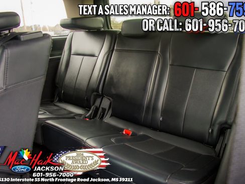 Used 2024 Ford Expedition XLT image 11