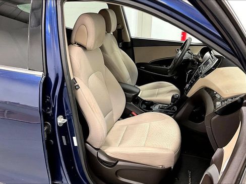 Used 2017 Hyundai Santa Fe Sport FWD image 9