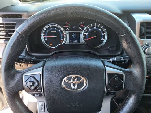 Used 2018 Toyota 4Runner SR5 Premium AWD/4WD image 15