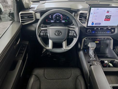 Used 2023 Toyota Tundra Limited AWD/4WD image 19
