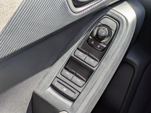 Used 2024 Subaru Crosstrek 2.0i Premium image 24