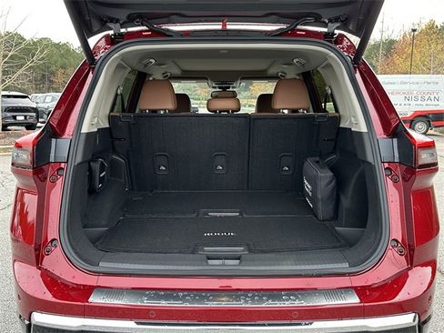 New 2026 Nissan Rogue Platinum image 13