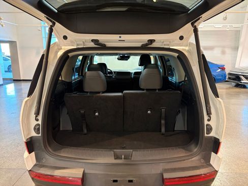 Used 2025 Hyundai Santa Fe SEL image 30