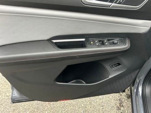 New 2026 Volkswagen Atlas Peak Edition image 16