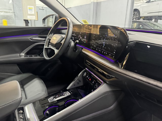 Used 2025 Audi Q5 Premium w/ Convenience Package AWD/4WD image 27