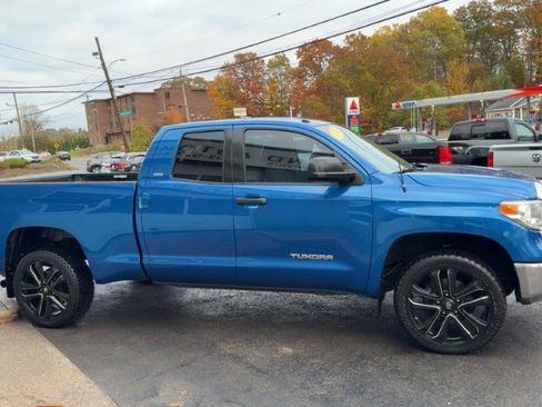 Used 2016 Toyota Tundra SR5 image 5