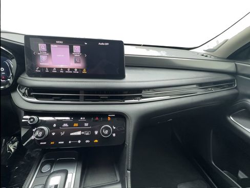 Used 2025 INFINITI QX60 Luxe FWD image 48