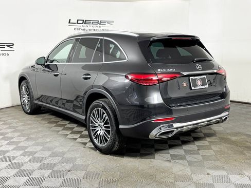 Used 2026 Mercedes-Benz GLC 300 4MATIC image 3