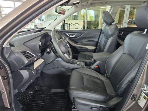 Used 2024 Subaru Forester Limited AWD/4WD image 21