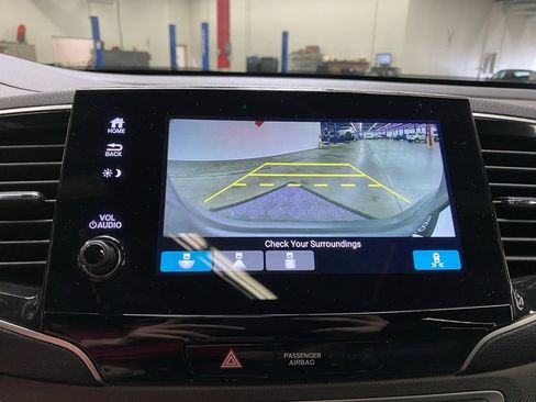 Used 2022 Honda Pilot TrailSport image 38