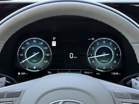 Used 2025 Hyundai Palisade Calligraphy image 15