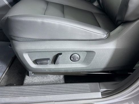 New 2026 Nissan Rogue SV FWD image 20