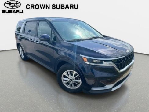 Used 2022 Kia Carnival LX FWD image 6