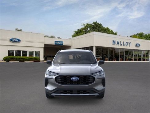 Used 2026 Ford Escape ST-Line w/ Cold Weather Package image 6