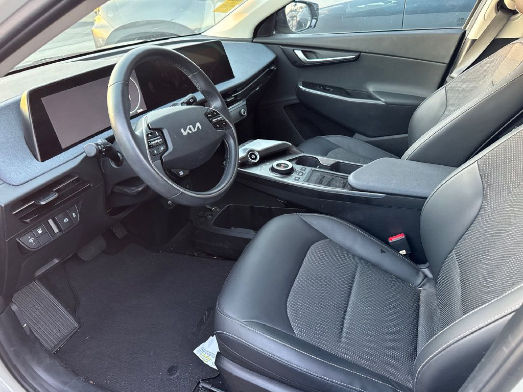 Used 2024 Kia EV6 Light RWD image 24