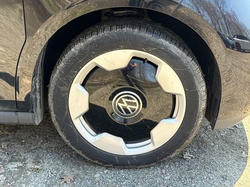 New 2025 Volkswagen ID. Buzz Pro S image 8