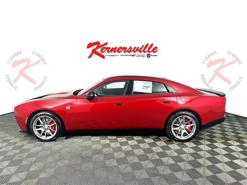 New 2026 Dodge Charger Daytona Scat Pack w/ Track Package image 4