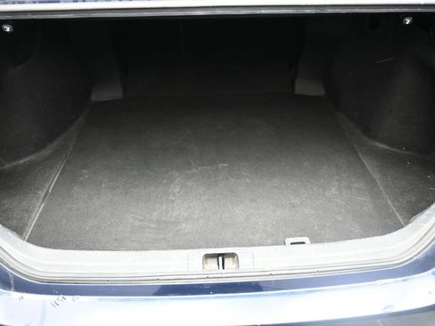 Used 2022 Toyota Camry SE image 12