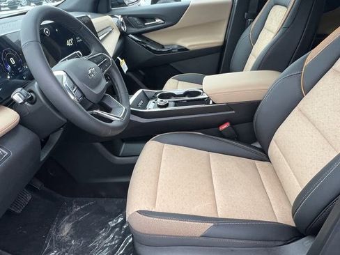 New 2025 Chevrolet Equinox ACTIV w/ LPO, Floor Liner Package image 11
