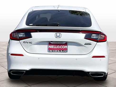 Used 2022 Honda Civic Sport Touring image 6