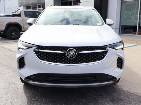 Certified 2023 Buick Envision Avenir image 2