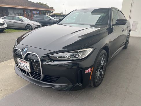 Used 2024 BMW i4 eDrive35 w/ Premium Package image 2