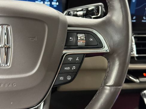 Certified 2023 Lincoln Navigator Reserve AWD/4WD image 24
