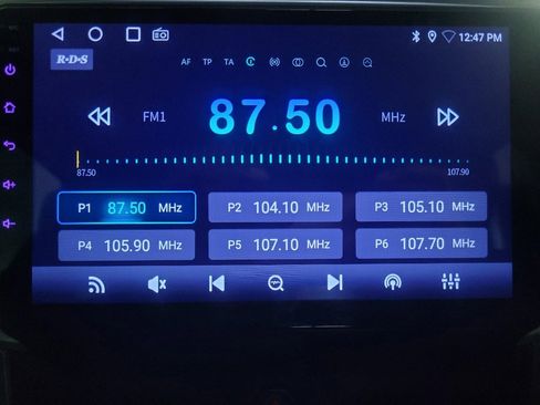 Used 2017 RAM 1500 Classic SLT image 25