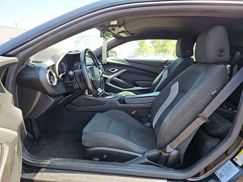 Used 2022 Chevrolet Camaro LT RWD image 13